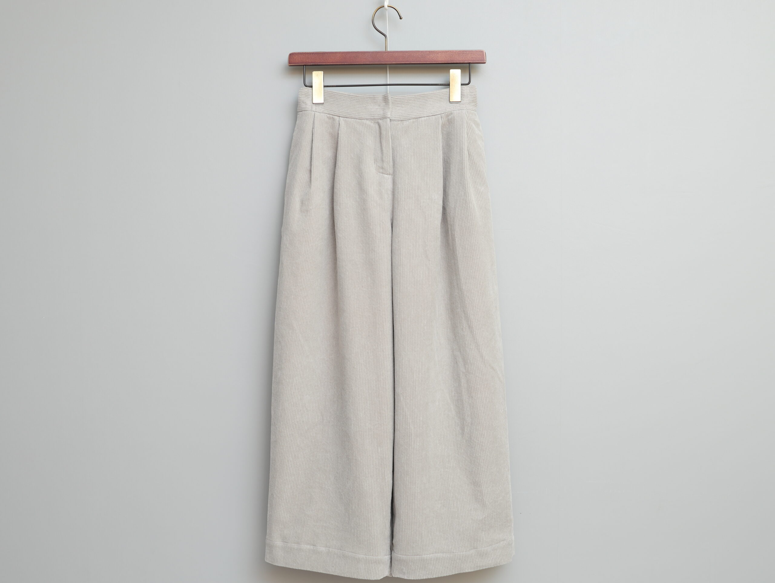 いっぽんざむらい【新品】kolor コーデュロイパンツ 定価46,200円 141725b.jpg